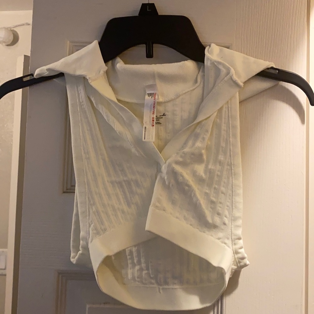 Urban outfitters crop top